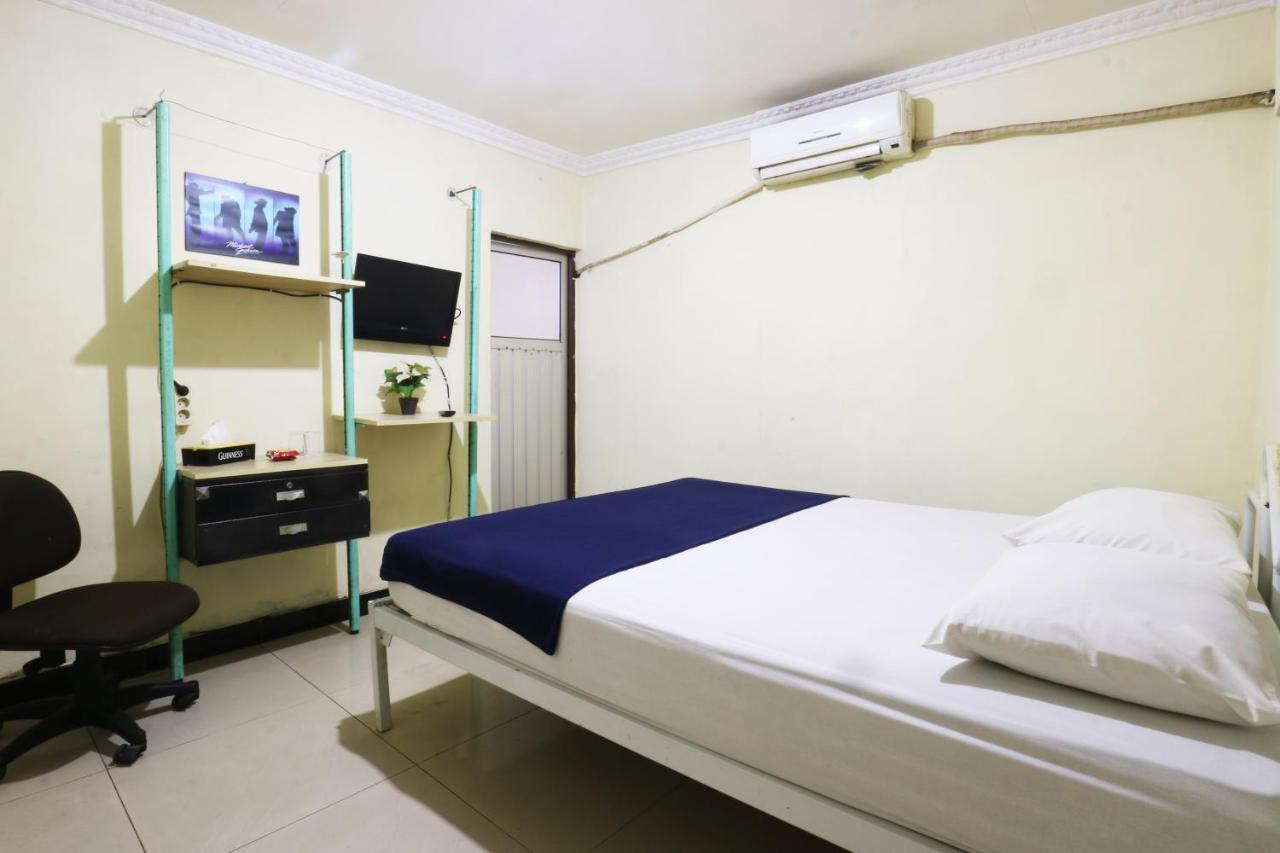 Makaliwe Residence Jakarta Bagian luar foto