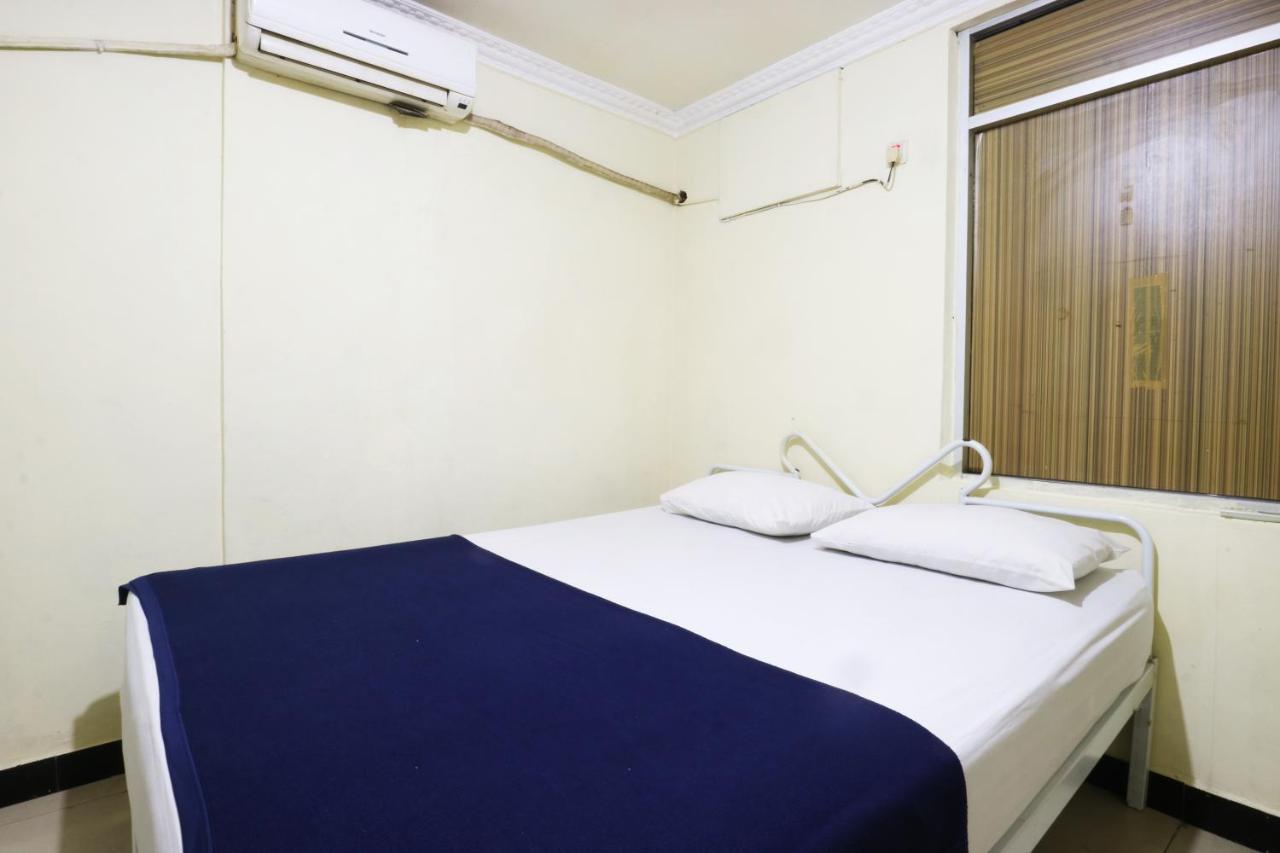 Makaliwe Residence Jakarta Bagian luar foto