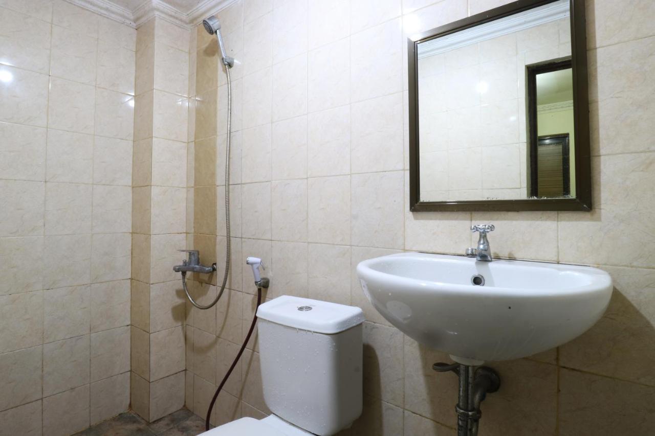 Makaliwe Residence Jakarta Bagian luar foto